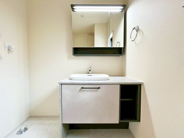 ��t���s��s�^��5���ڂ̐V�z��ˌ��Ă̐��ʑ�E���ʏ�