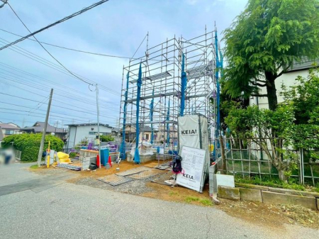 ��t���D���s�C�_4���ڂ̐V�z��ˌ��Ă̂��̑�