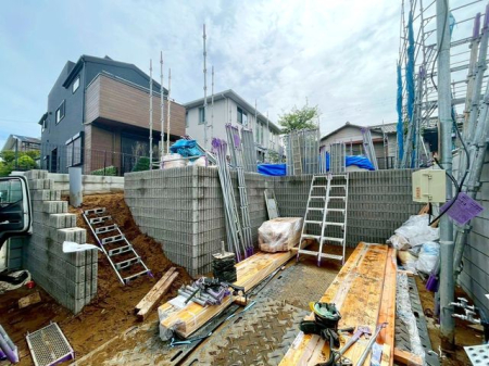 ��t���D���s�C�_4���ڂ̐V�z��ˌ��Ă̌��n�O�ώʐ^