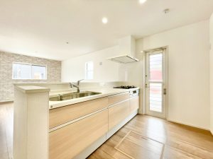 ファースト住建