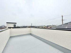 ヤマダホームズ