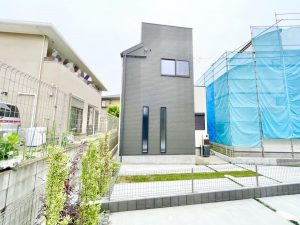 ヤマダホームズ