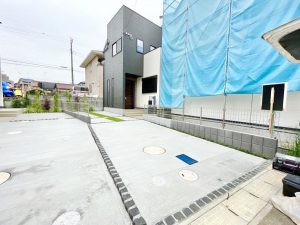 ヤマダホームズ