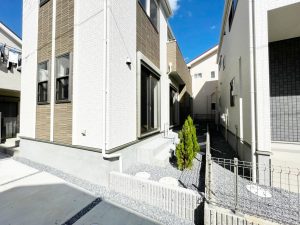 東栄住宅