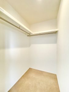 ヤマダホームズ