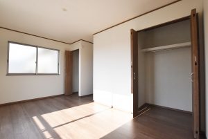 飯田産業